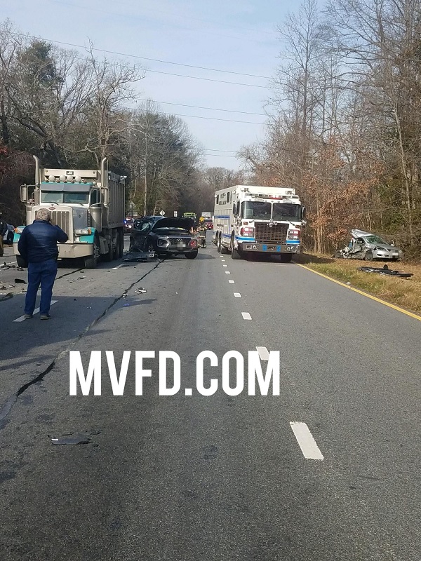 Eight Transported After Multiple Vehicle Crash In Mechanicsville The